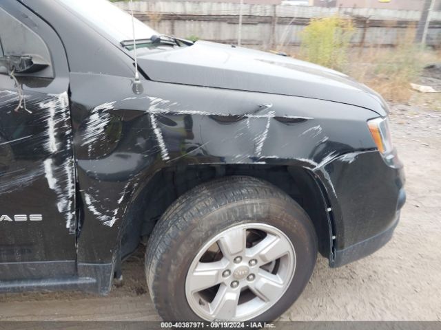 1C4NJCEA6HD213223 Jeep Compass Latitude Fwd