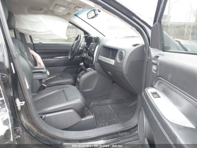 1C4NJCEA6HD213223 Jeep Compass Latitude Fwd