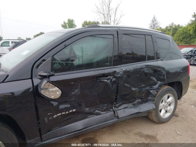 1C4NJCEA6HD213223 Jeep Compass Latitude Fwd