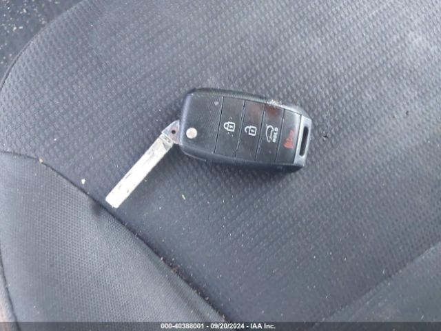 5XYKTCA69EG527086 KIA SORENTO LX