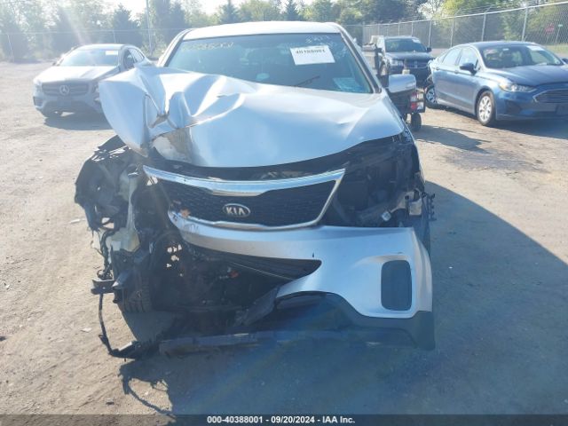 5XYKTCA69EG527086 KIA SORENTO LX