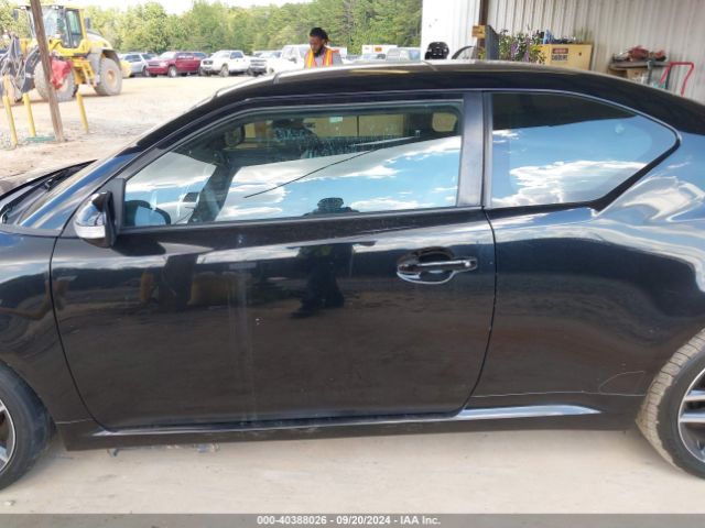 JTKJF5C73FJ012843 Scion TC