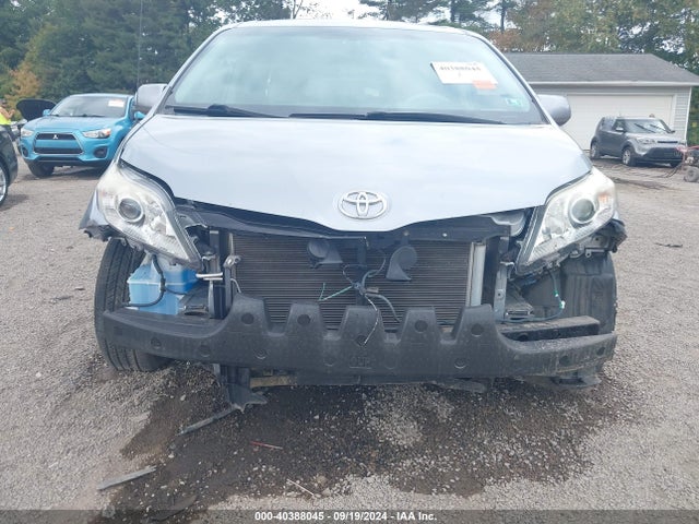 Toyota Sienna Le V6 8 Passenger 2014 5TDKK3DCXES408308 Image 6