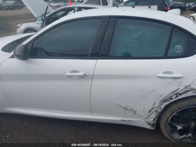 ZARFAMAN0L7624715 Alfa Romeo Giulia Rwd