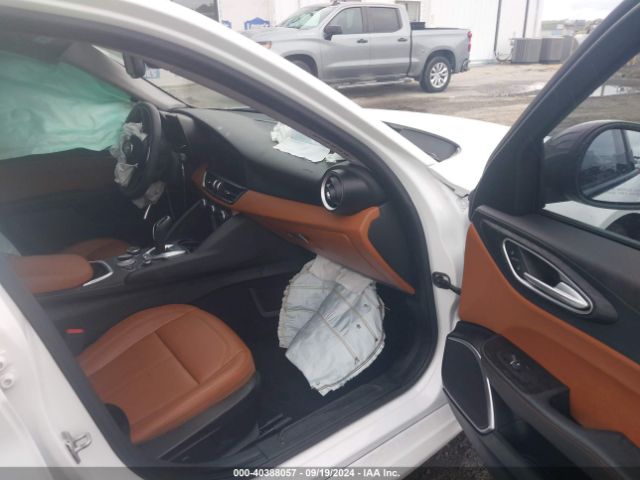 ZARFAMAN0L7624715 Alfa Romeo Giulia Rwd