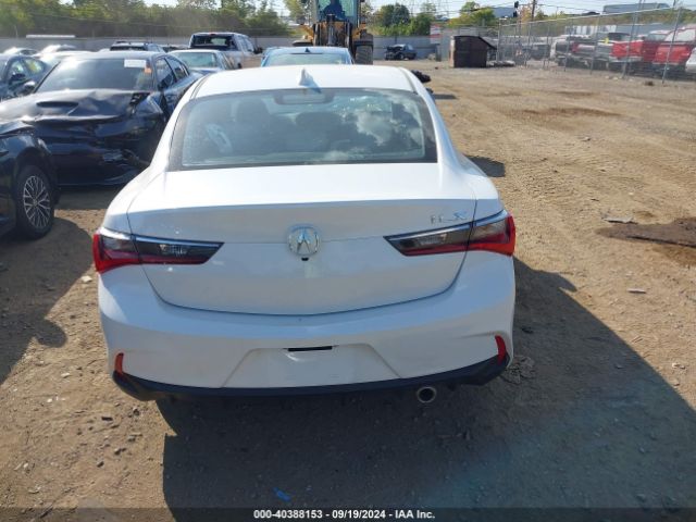 19UDE2F78NA001841 Acura Ilx Premium Package