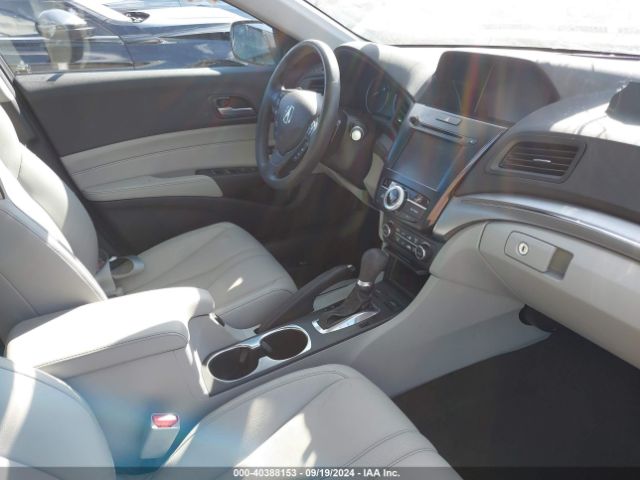 19UDE2F78NA001841 Acura Ilx Premium Package