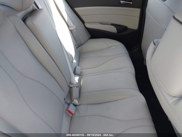 19UDE2F78NA001841 Acura Ilx Premium Package
