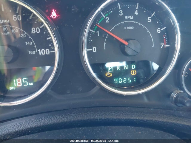 1C4BJWDG2EL290649 Jeep Wrangler Unlimited Sport