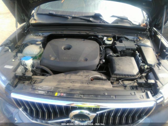 2019 VOLVO XC40 YV4162UL0K2124955 Photo 9
