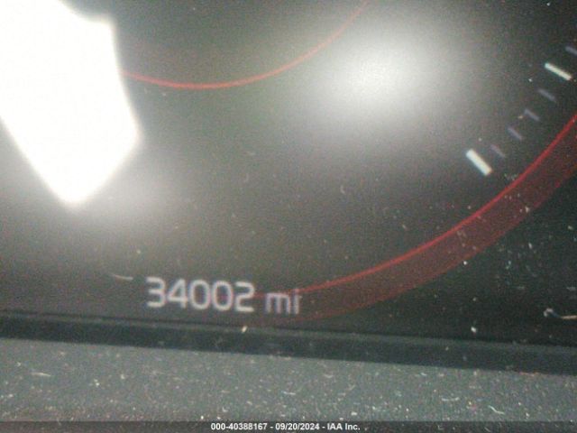 2019 VOLVO XC40 YV4162UL0K2124955 Photo 6