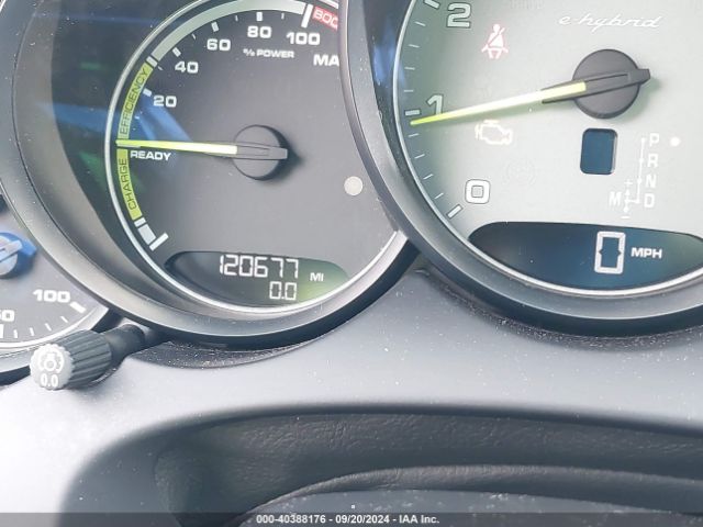WP1AE2A26HLA75182 Porsche Cayenne E-hybrid S Platinum Edition