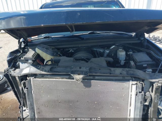 1GNSKHKC4JR139092 Chevrolet Suburban Lt