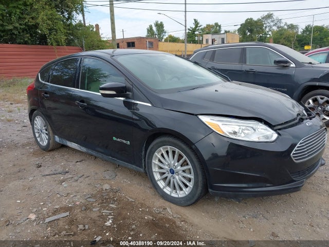 Ford FOCUS ELECTRIC 2018 1FADP3R48JL317678 Image 1
