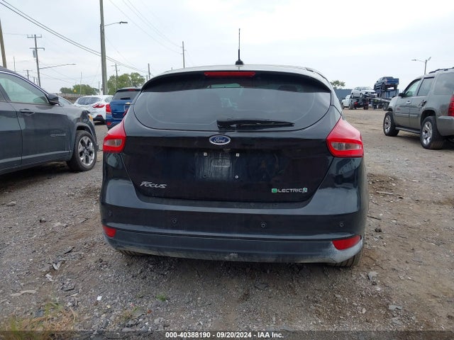 Ford FOCUS ELECTRIC 2018 1FADP3R48JL317678 Image 16