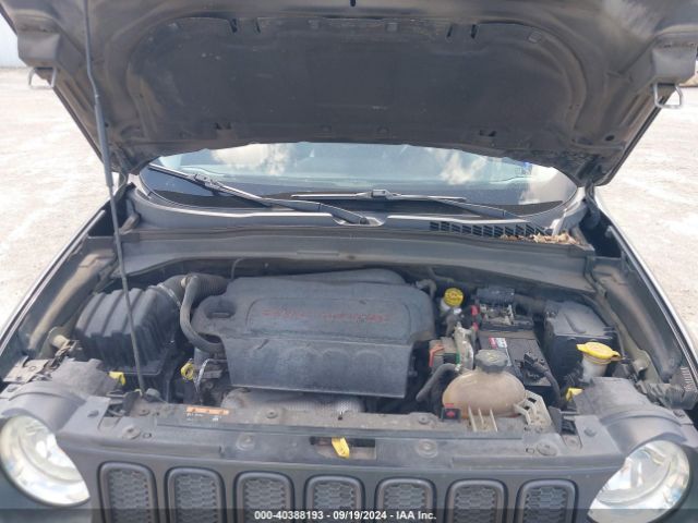 ZACCJBCT2GPE30306 Jeep Renegade Trailhawk