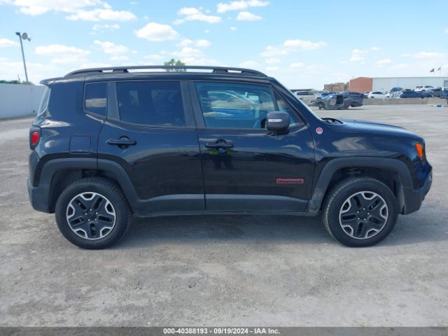 ZACCJBCT2GPE30306 Jeep Renegade Trailhawk