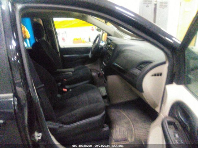 2C4RDGBG7GR398998 Dodge Grand Caravan Se