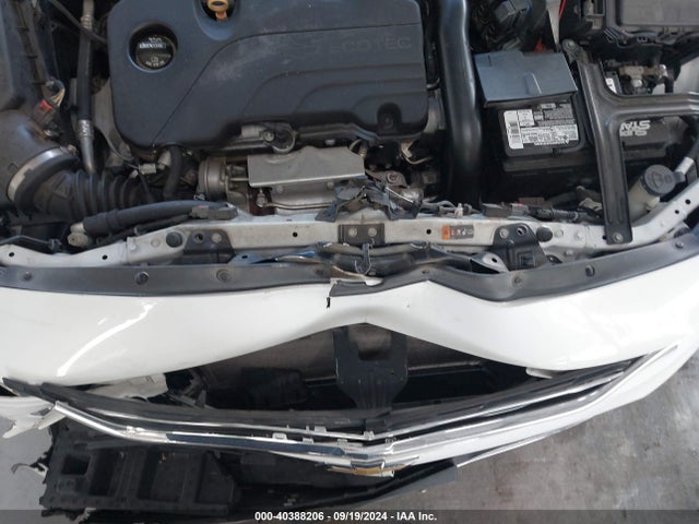 1G1ZE5ST8HF123432 Chevrolet MALIBU 1LT