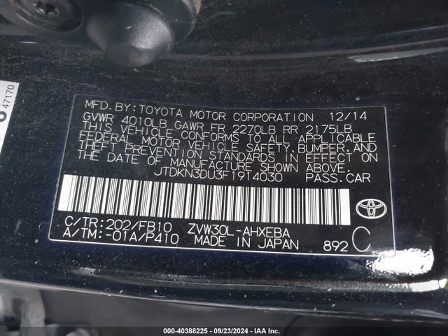 JTDKN3DU3F1914030 Toyota Prius Three