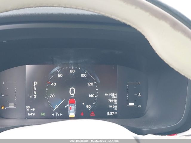 7JRA22TK6KG010020 Volvo S60 T6 Momentum