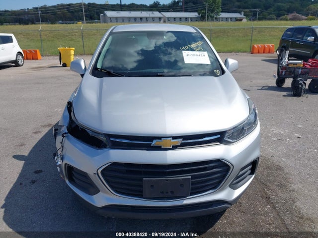Chevrolet TRAX LS 2018 3GNCJKSB0JL213241 Image 12