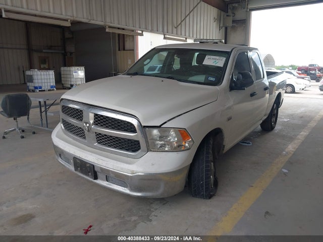 1C6RR6FT4KS552584 RAM 1500 Classic Tradesman Quad Cab 4x2 6'4 Box