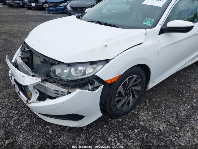 Honda Civic Lx-p 2018 2HGFC4B06JH305801 Image 17