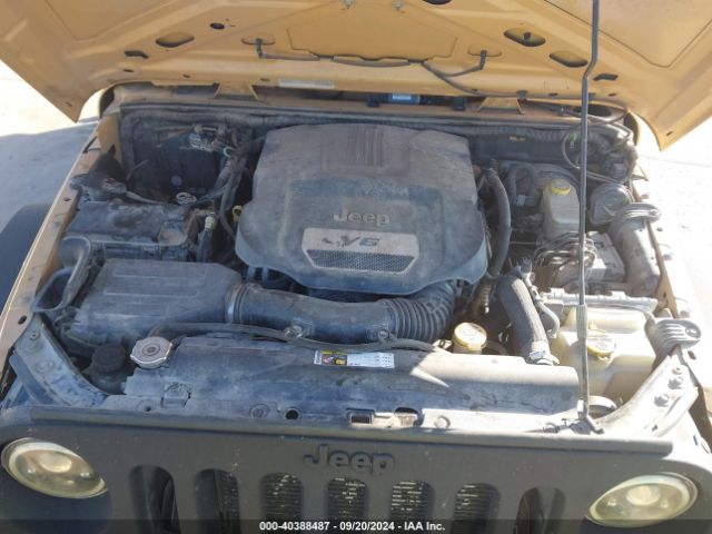 1C4BJWDG4EL227939 Jeep Wrangler Unlimited Sport