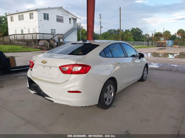 1G1BC5SM4H7188997 Chevrolet Cruze Ls Auto