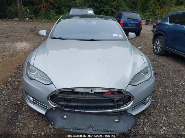 Tesla Model S P85d 2014 5YJSA1H24EFP64847 Image 12