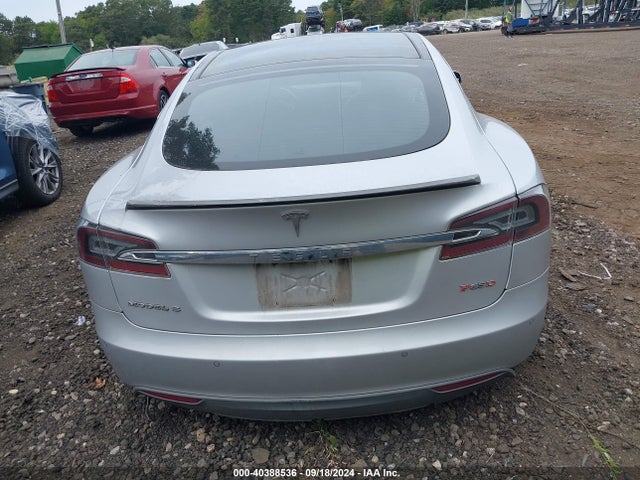 Tesla Model S P85d 2014 5YJSA1H24EFP64847 Image 16