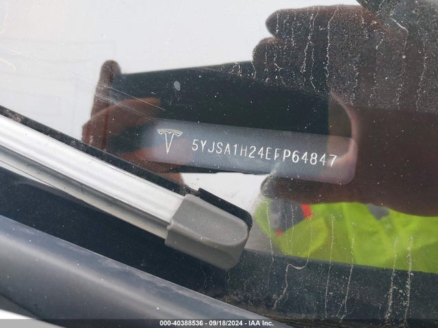 5YJSA1H24EFP64847 Tesla Model S P85d