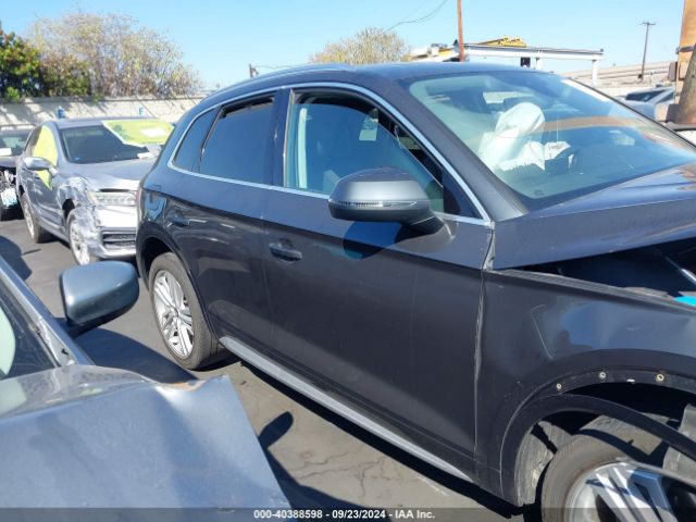 WA1BNAFY5K2141080 Audi Q5 45 Premium
