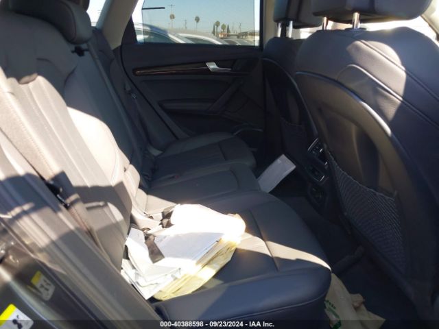 WA1BNAFY5K2141080 Audi Q5 45 Premium