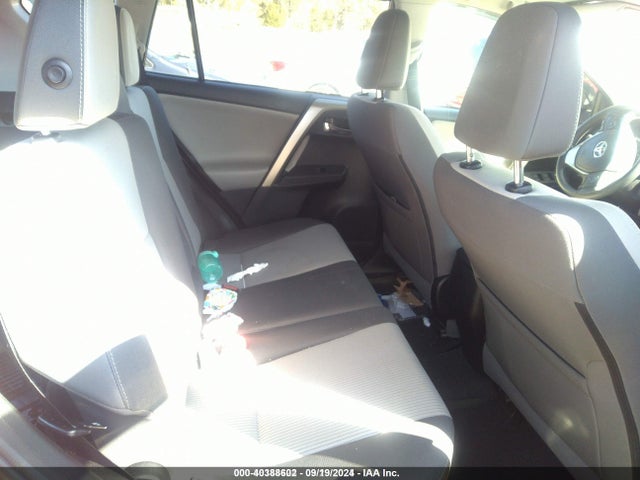 Toyota Rav4 Xle 2015 2T3RFREVXFW340033 Image 8