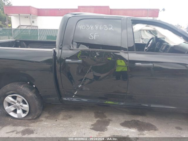3C6RR7KT7MG710096 RAM 1500 Classic Tradesman  4x4 5'7 Box