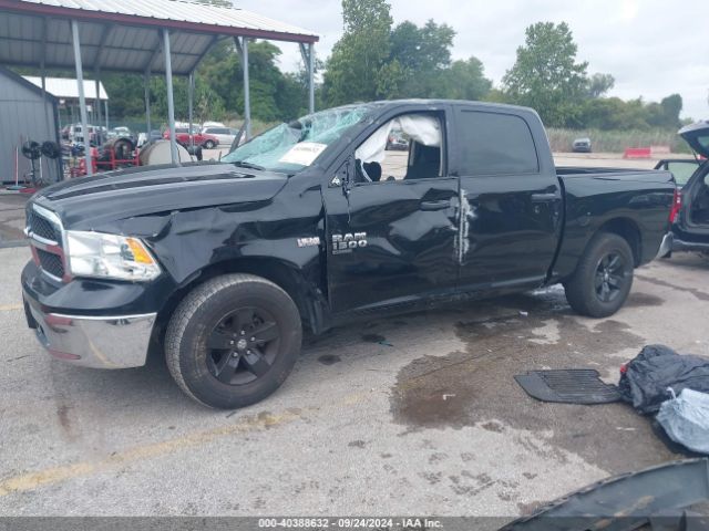 3C6RR7KT7MG710096 RAM 1500 Classic Tradesman  4x4 5'7 Box