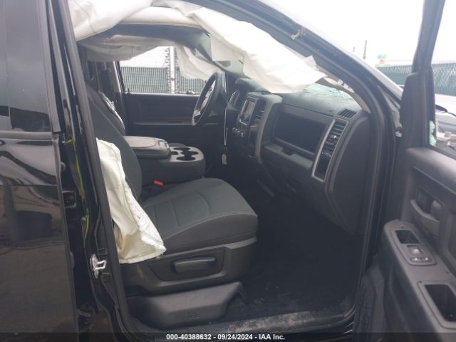 3C6RR7KT7MG710096 RAM 1500 Classic Tradesman  4x4 5'7 Box