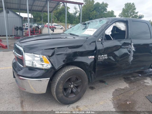 3C6RR7KT7MG710096 RAM 1500 Classic Tradesman  4x4 5'7 Box