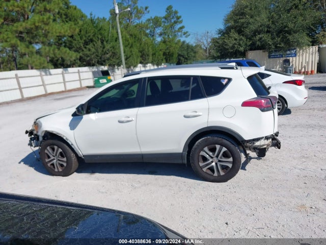 Toyota RAV4 LE 2017 JTMZFREV7HJ701462 Image 14