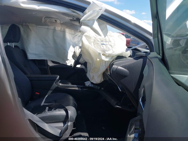 Toyota PRIUS XLE 2022 JTDKAMFU0N3155144 Image 5
