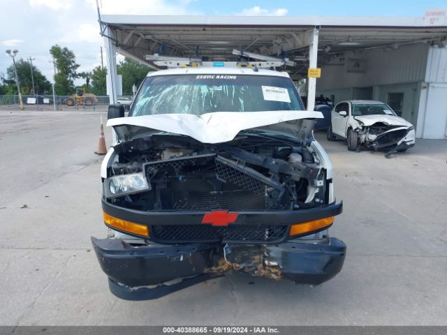 1GCWGAFP9J1332868 Chevrolet Express 2500 Work Van