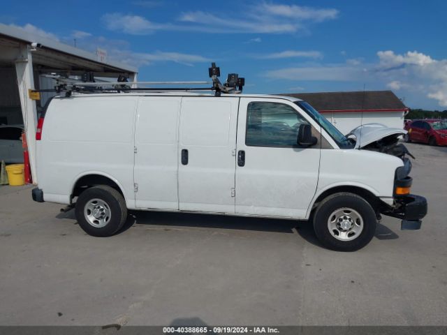 1GCWGAFP9J1332868 Chevrolet Express 2500 Work Van