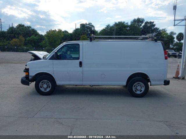 1GCWGAFP9J1332868 Chevrolet Express 2500 Work Van