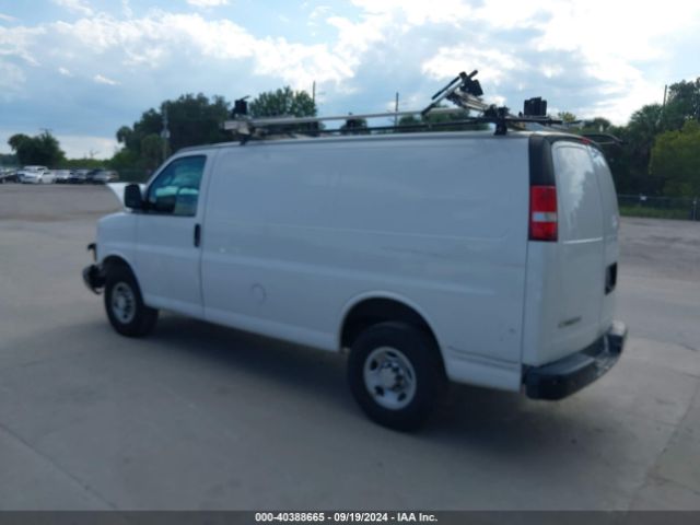 1GCWGAFP9J1332868 Chevrolet Express 2500 Work Van