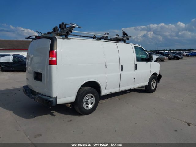 1GCWGAFP9J1332868 Chevrolet Express 2500 Work Van