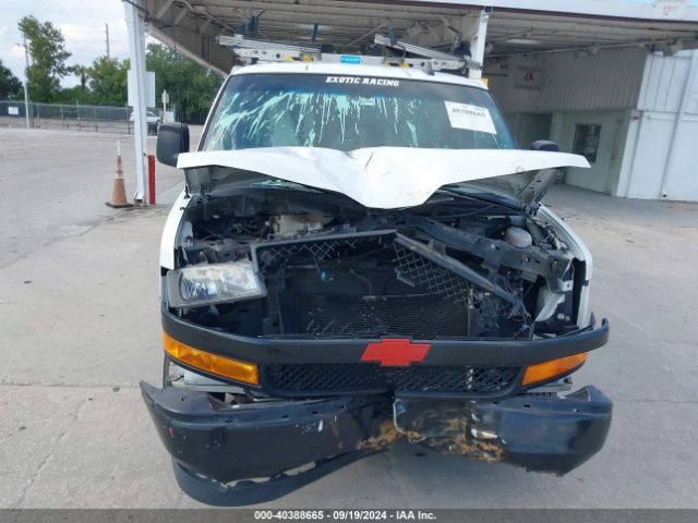 1GCWGAFP9J1332868 Chevrolet Express 2500 Work Van