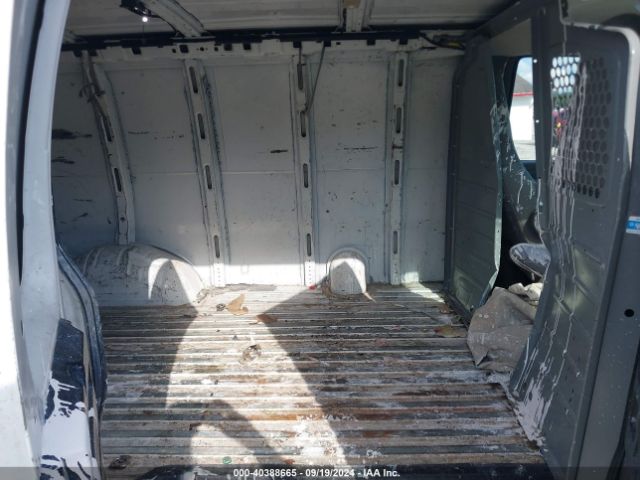 1GCWGAFP9J1332868 Chevrolet Express 2500 Work Van