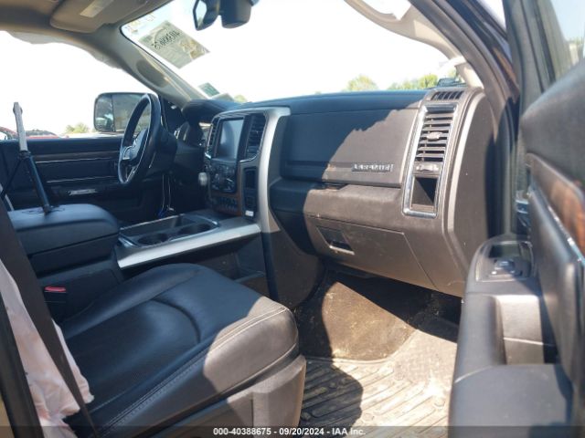 1C6RR7NT7HS689342 RAM 1500 Laramie  4x4 5'7 Box